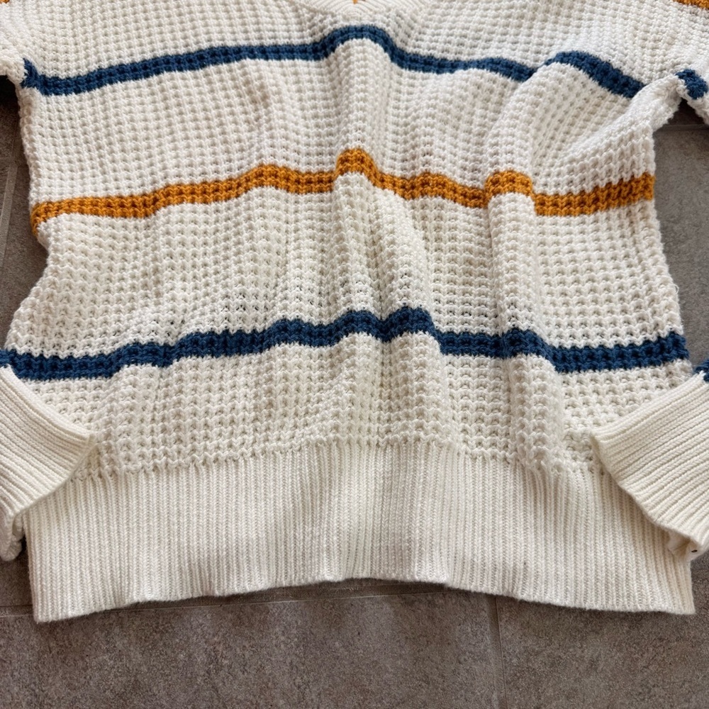 Hem & Thread V-Neck Striped Knit Sweater 100% Cotton Size Medium - Picture 3 of 7
